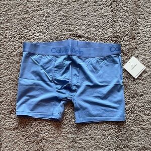 NWT Calvin Klein Men's Light Blue Boxer Briefs size large